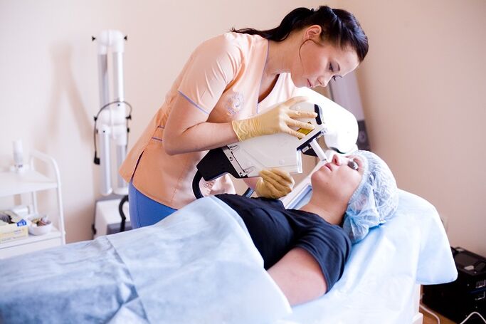 carrying out a procedure for laser rejuvenation of the facial skin
